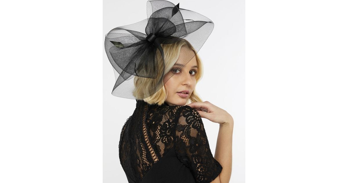 black fascinator accessorize
