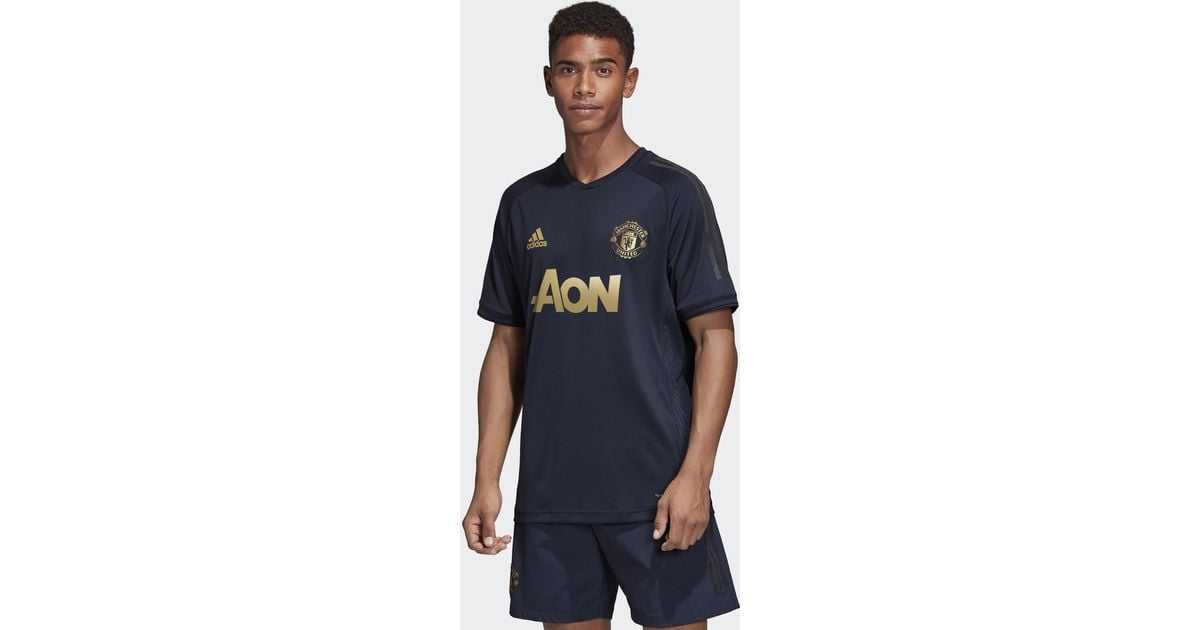 manchester united ultimate training jersey