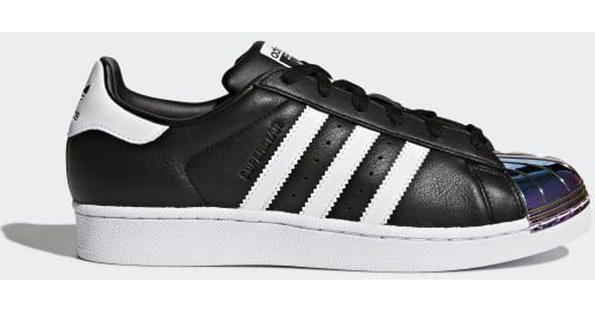 superstar metal toe shoes