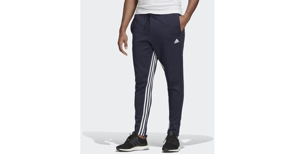 must have 3 stripes tapered pants