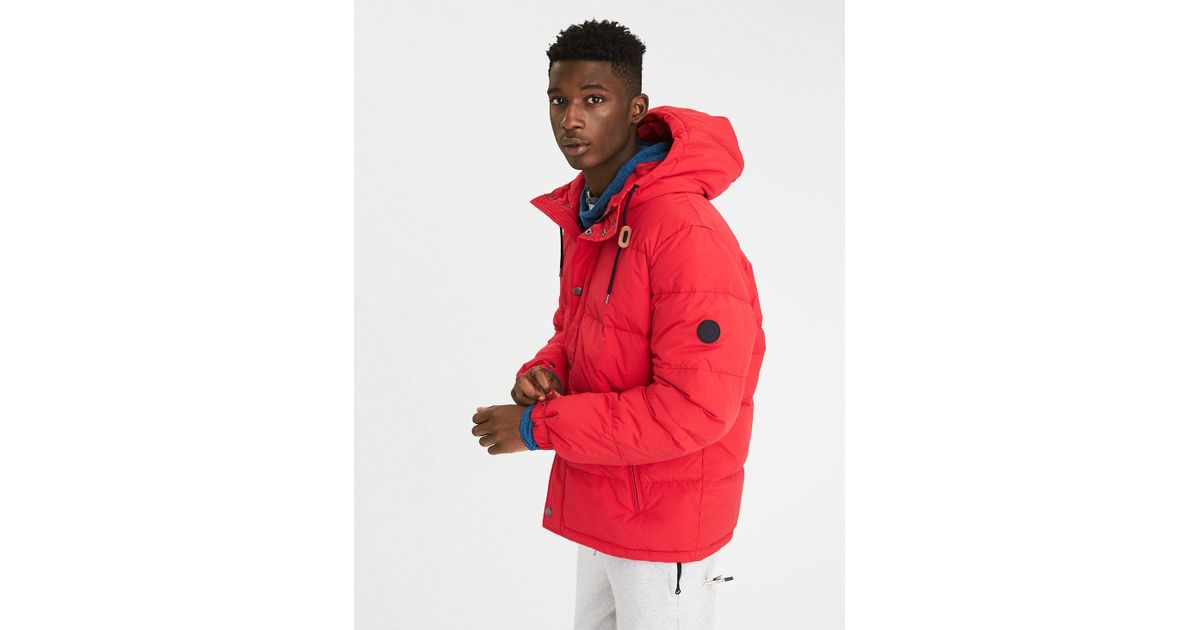 american eagle red puffer jacket