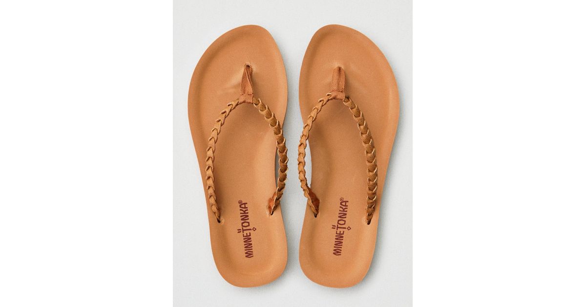 minnetonka hallie flip flop