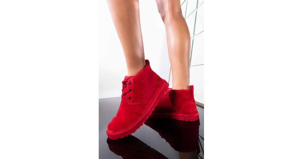 red classic uggs