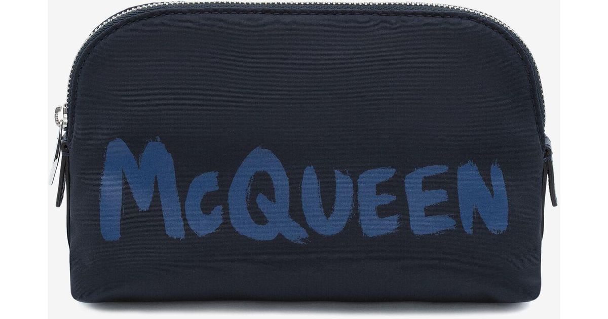 Alexander McQueen 合成繊維 Mcqueen Graffiti ミディアム ジップポーチ カラー: ブルー - Lyst
