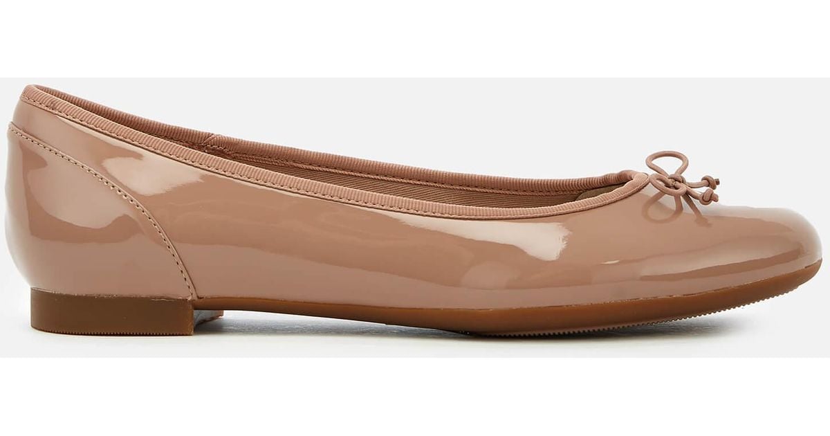 nude ballet pumps