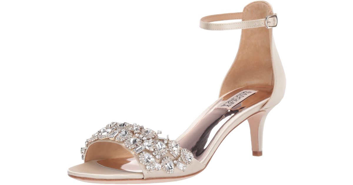 badgley mischka lara evening shoes