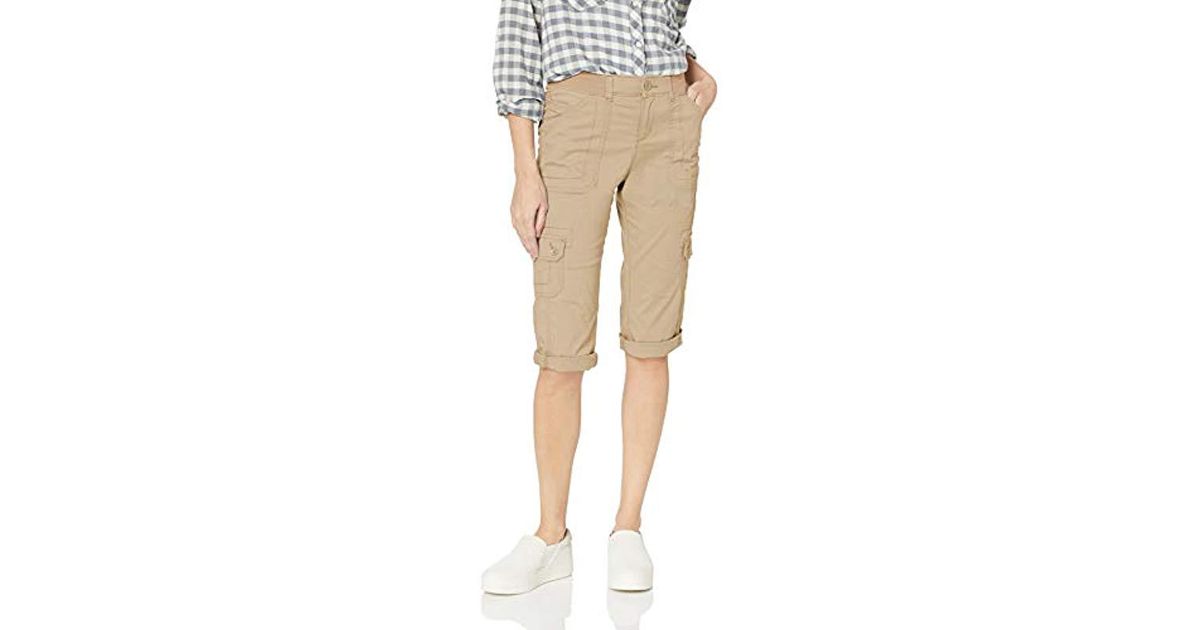 lee relaxed fit cargo capris