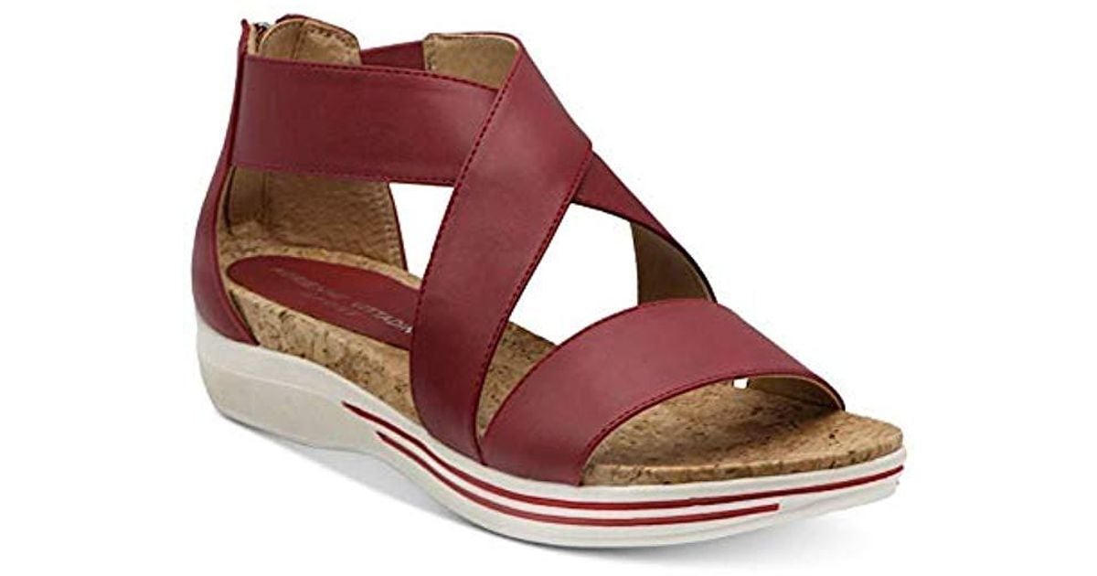 adrienne vittadini cary sport sandals