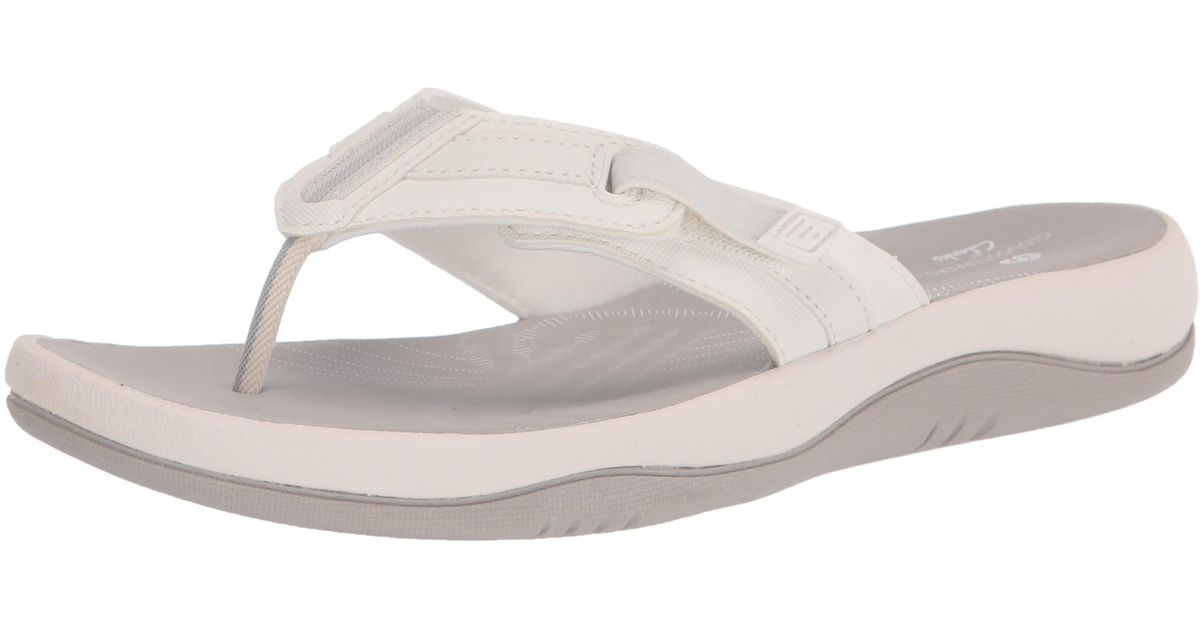 Clarks Sunmaze Daisy Flip-flop in White - Save 31% - Lyst