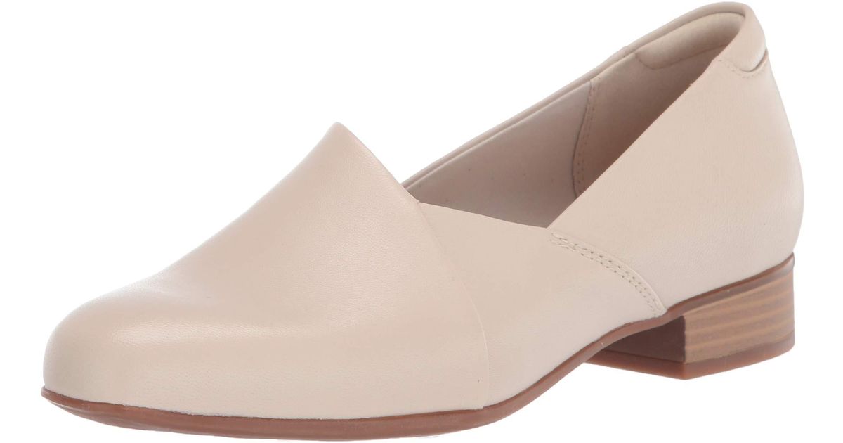 Clarks Juliet Palm Loafer in White | Lyst