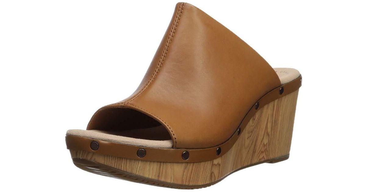 Clarks Annadel Molly Wedge Sandal in Brown