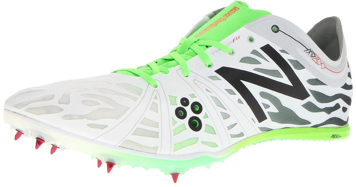 New Balance Middle Distance 800 V3 Running Shoe in White/Green (Green