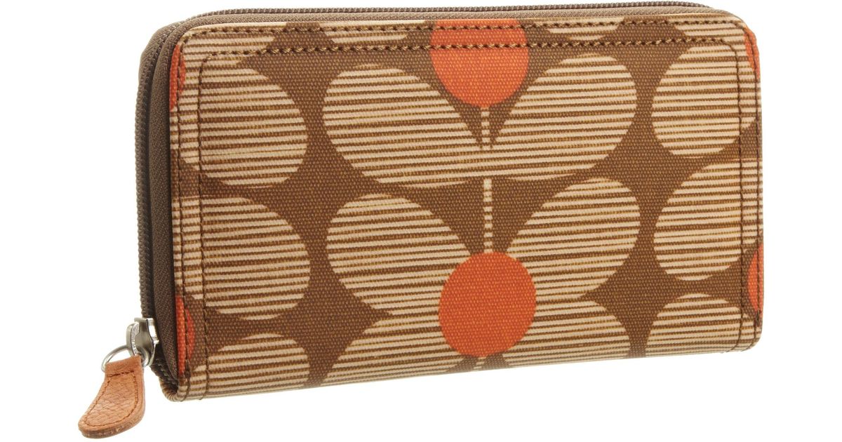 Orla Kiely Matt Laminated Daisy Stem Print Big Zip Wallet in Black Lyst