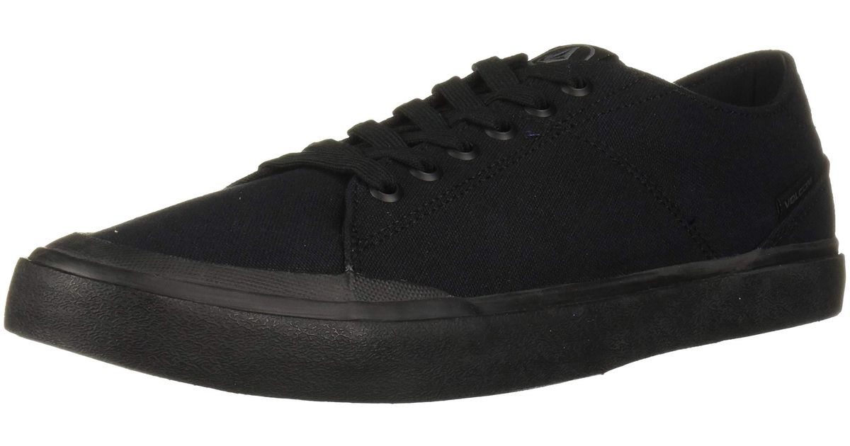 vulcanized skate shoes