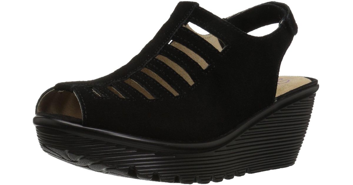 skechers parallel trapezoid