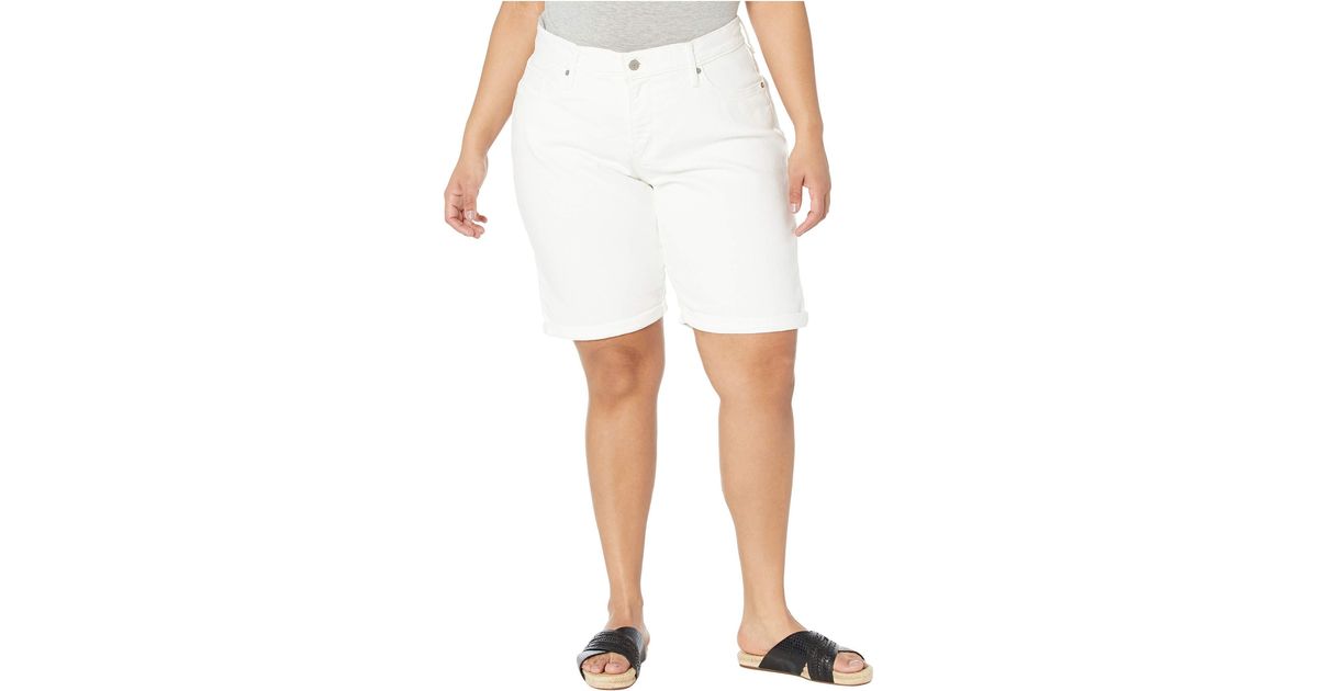 Levi's Plus-size Shaping Bermuda Shorts in White - Lyst