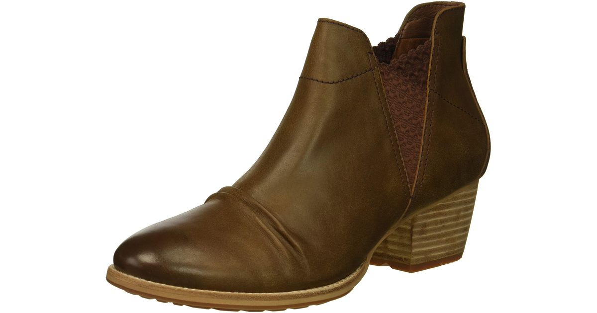 caterpillar ankle boots