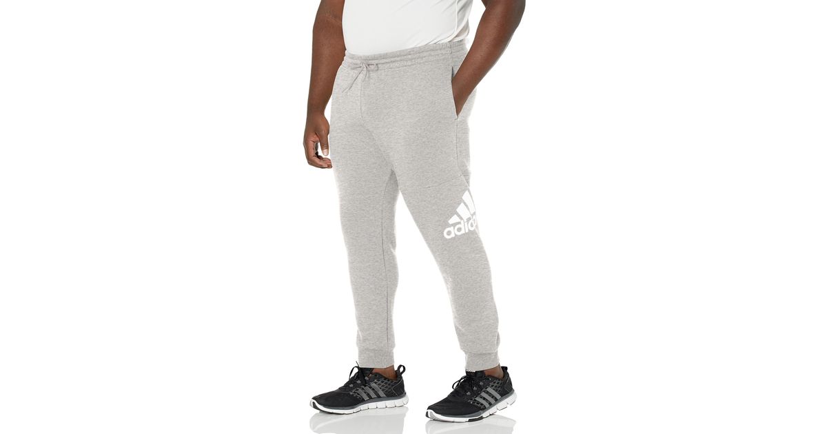 adidas Essentials Fleece Tapered Cuffed Big Logo Pants in White for Men |  Lyst
