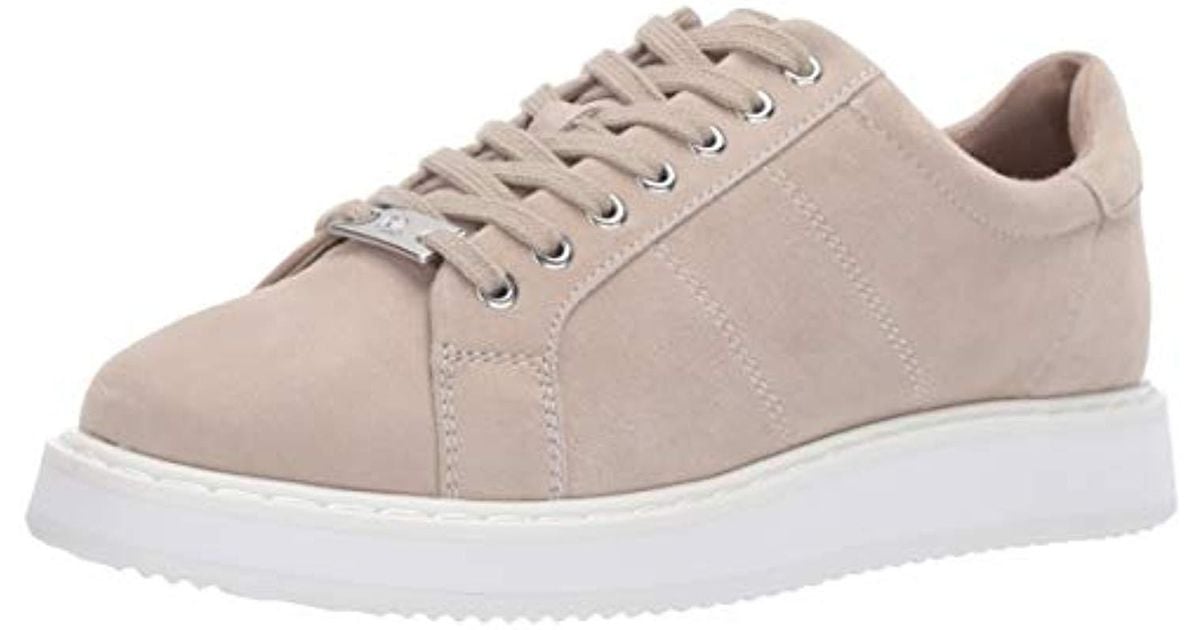sneaker lauren