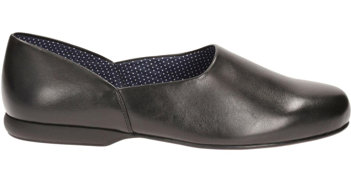 clarks harston lounge slippers
