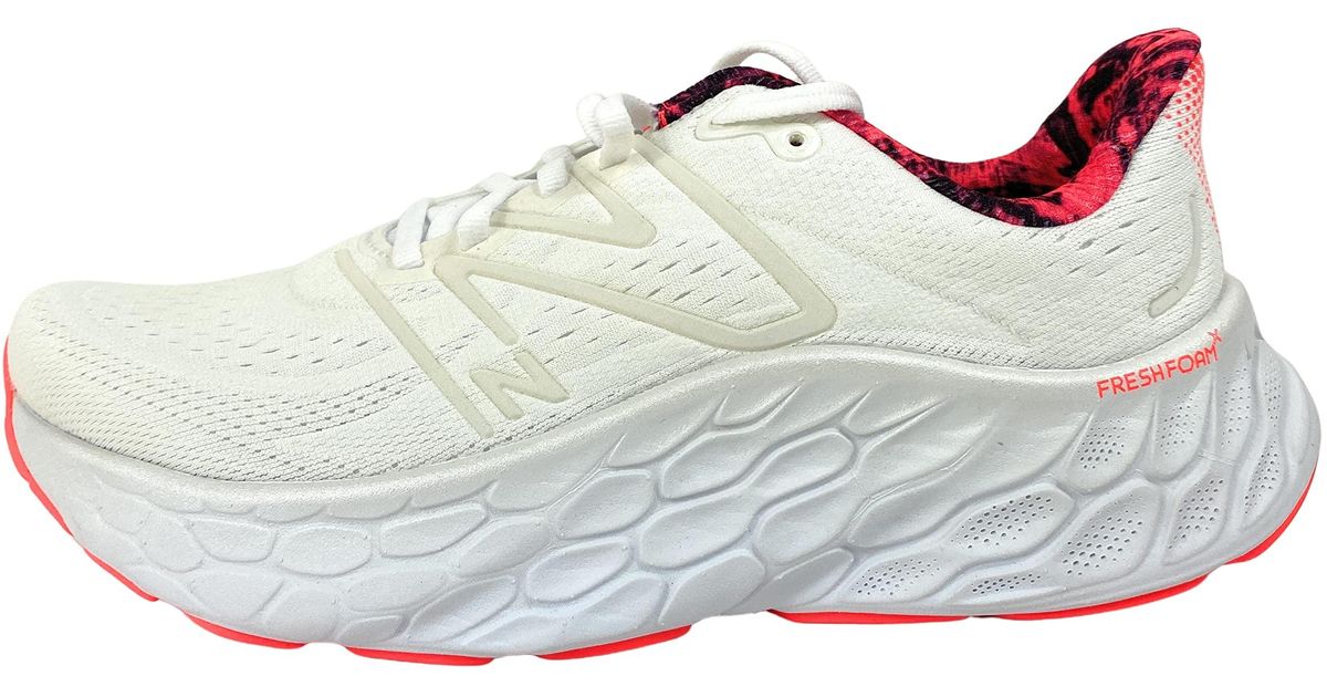 New Balance Nyc Marathon Fresh Foam X More V4 Running Shoe in Black for