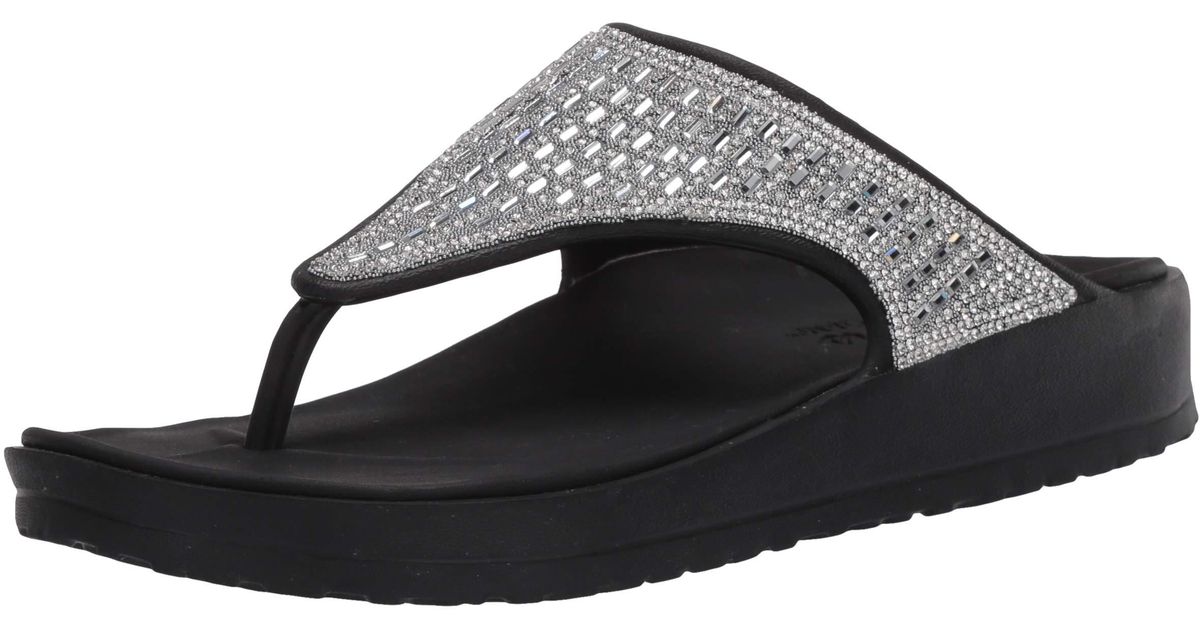Skechers Foamies Cali Breeze 2.0 Rhinestone Hooded Sandal Flip-flop in Black - Save 48% - Lyst