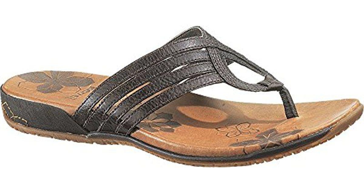 Merrell Leather Lidia Thong Sandal in Mahogany (Brown) | Lyst