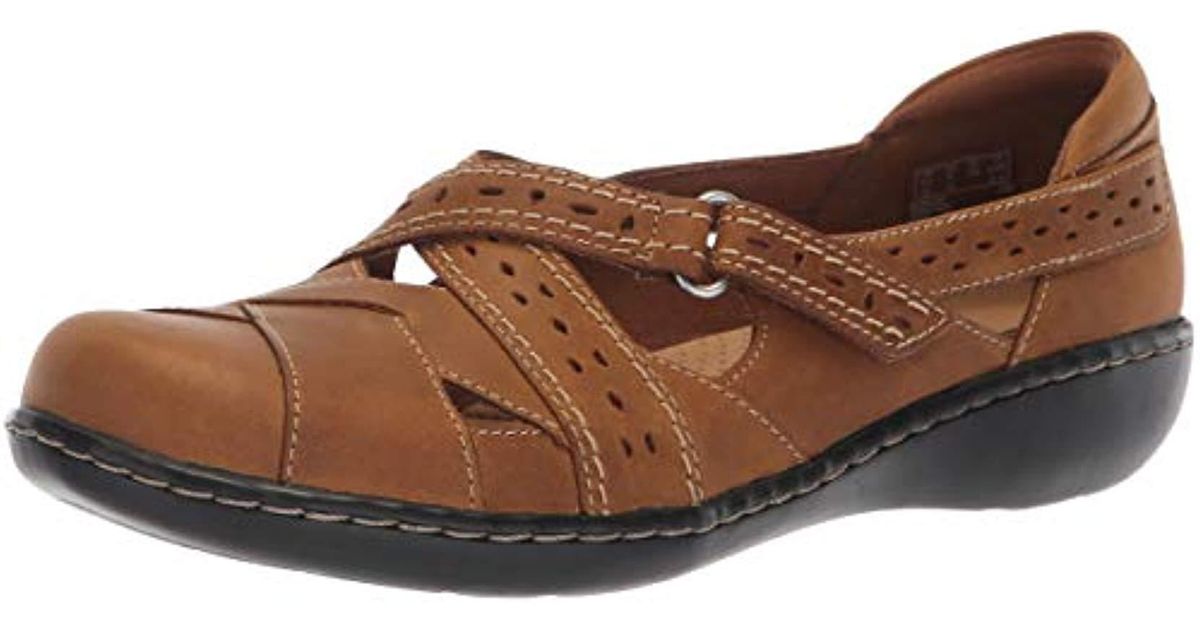 clarks leather soft footbed