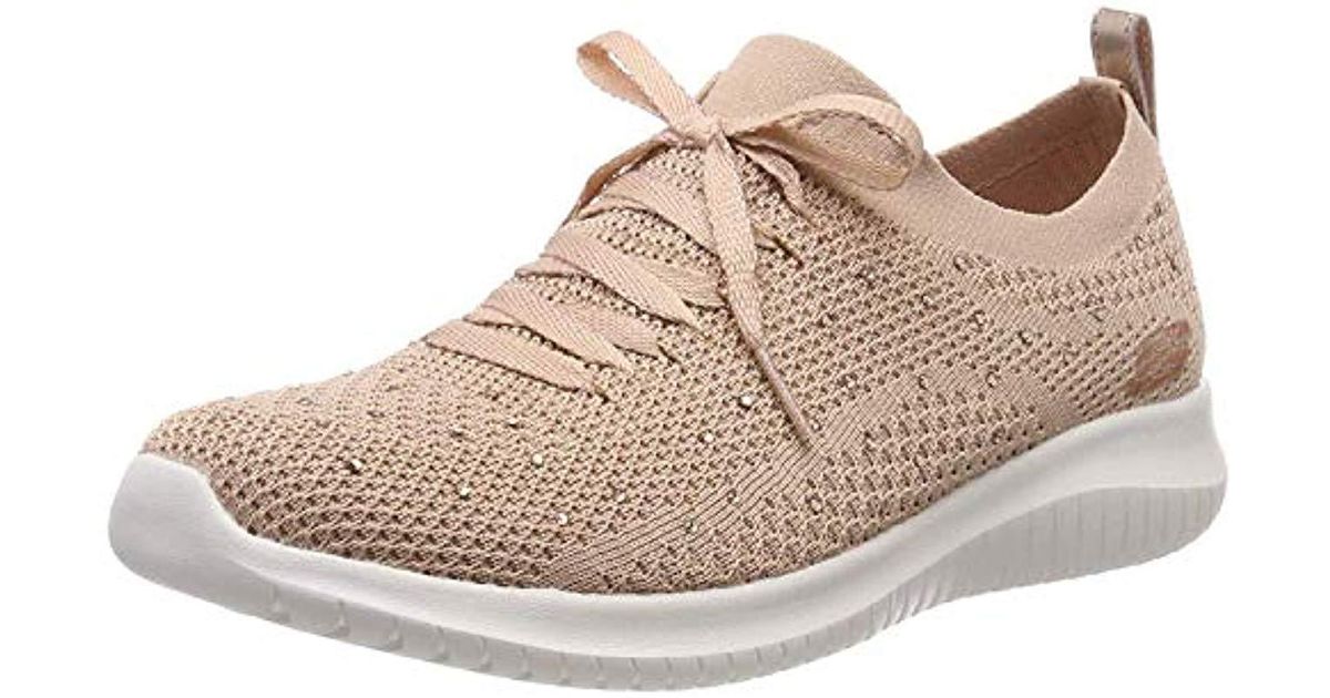 Skechers sales strolling out