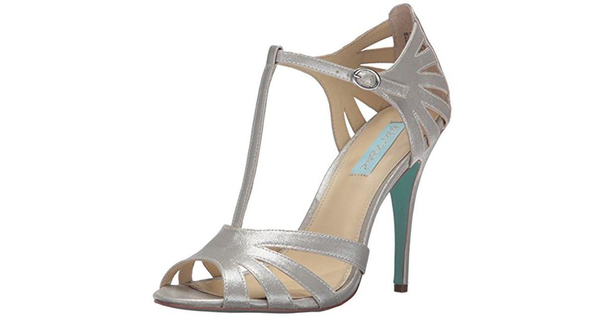 betsey johnson tee sandal