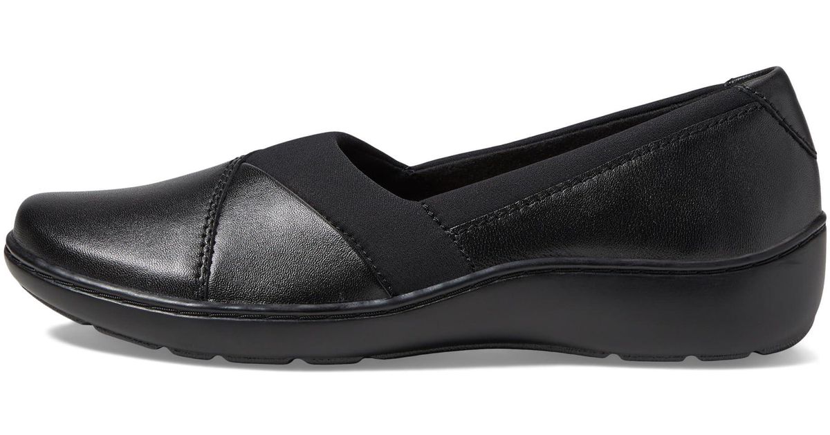 Clarks Cora Charm Loafer in Black | Lyst