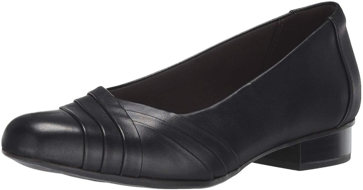 clarks petra