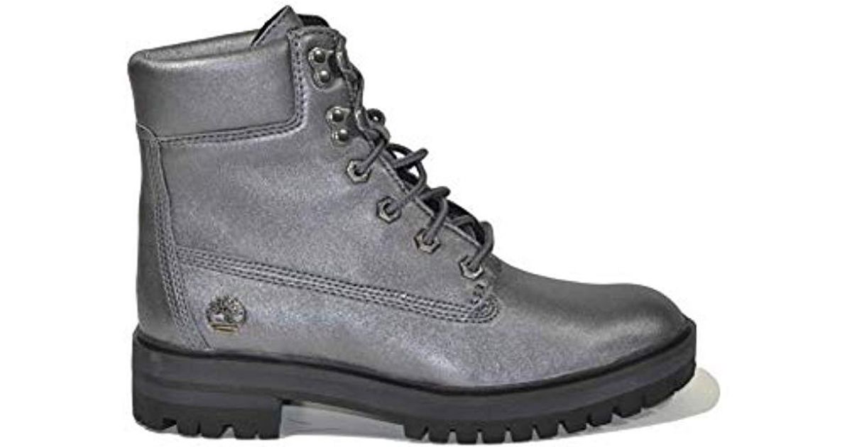 dark gray timberlands