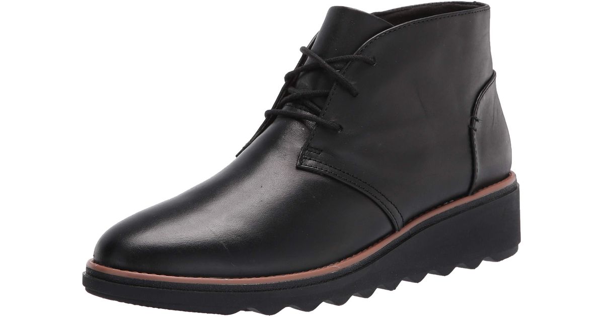 Clarks Sharon Hop Ankle Boot in Black 