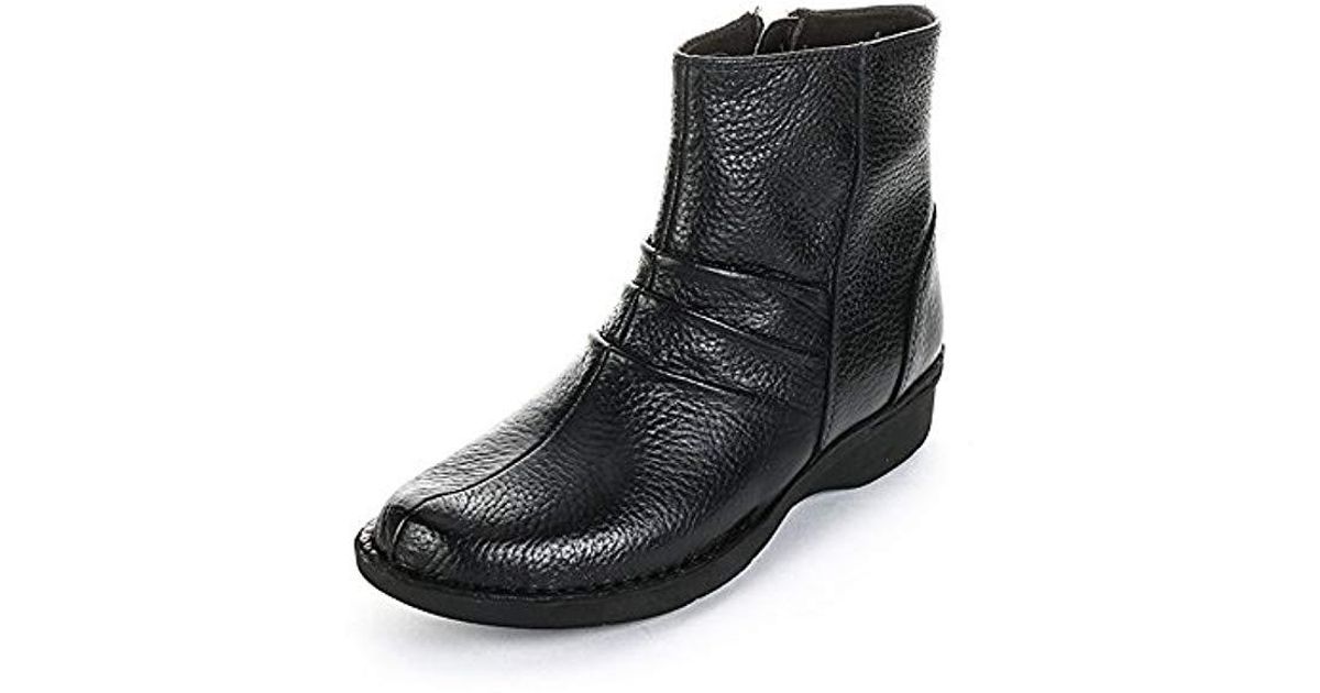 clarks whistle boots