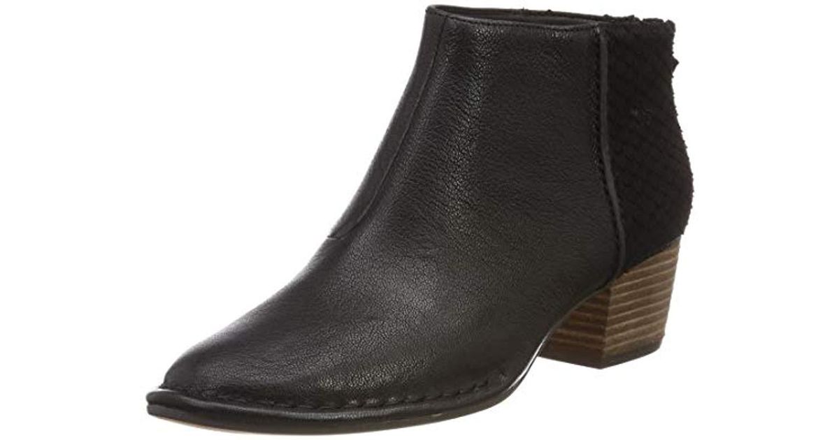 clarks spiced ruby boots