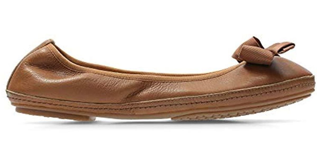 Clarks Clovelly Walk Leather Shoes In Tan in Brown - Lyst