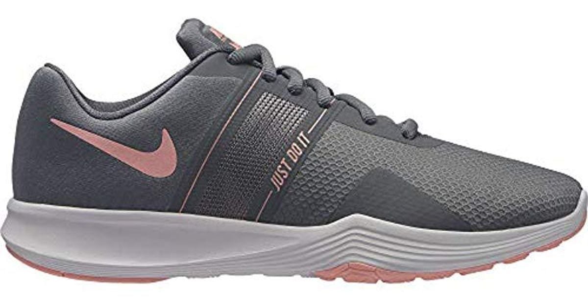 nike wmns city trainer 2