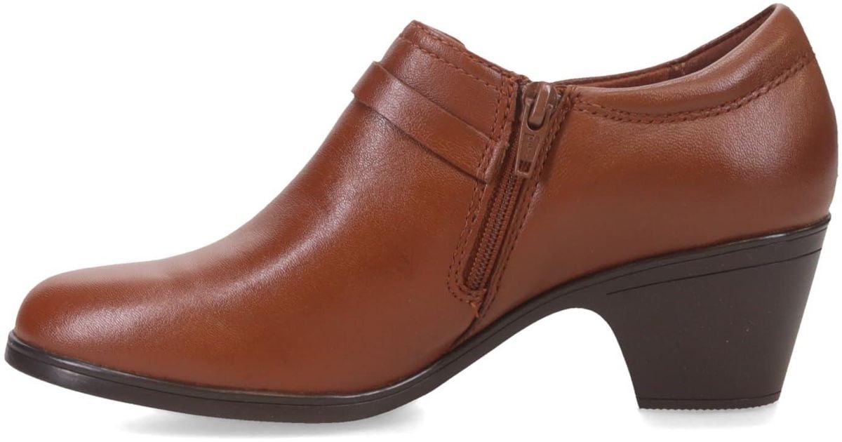 clarks emily alexa pump