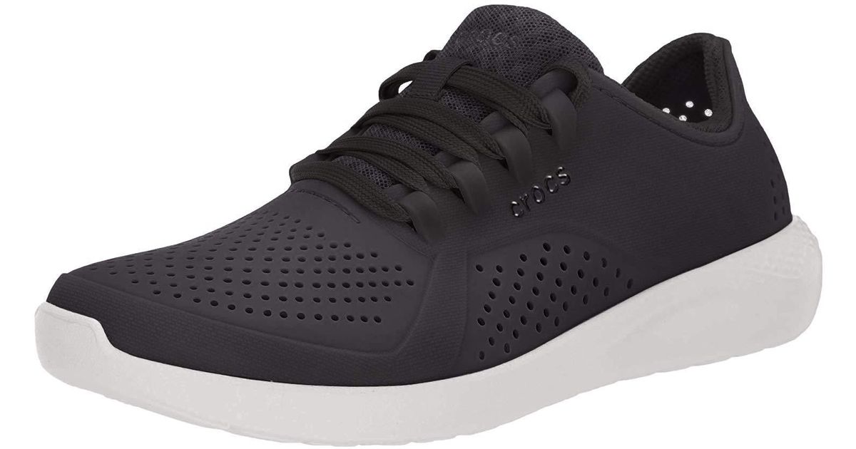 crocs pacer black
