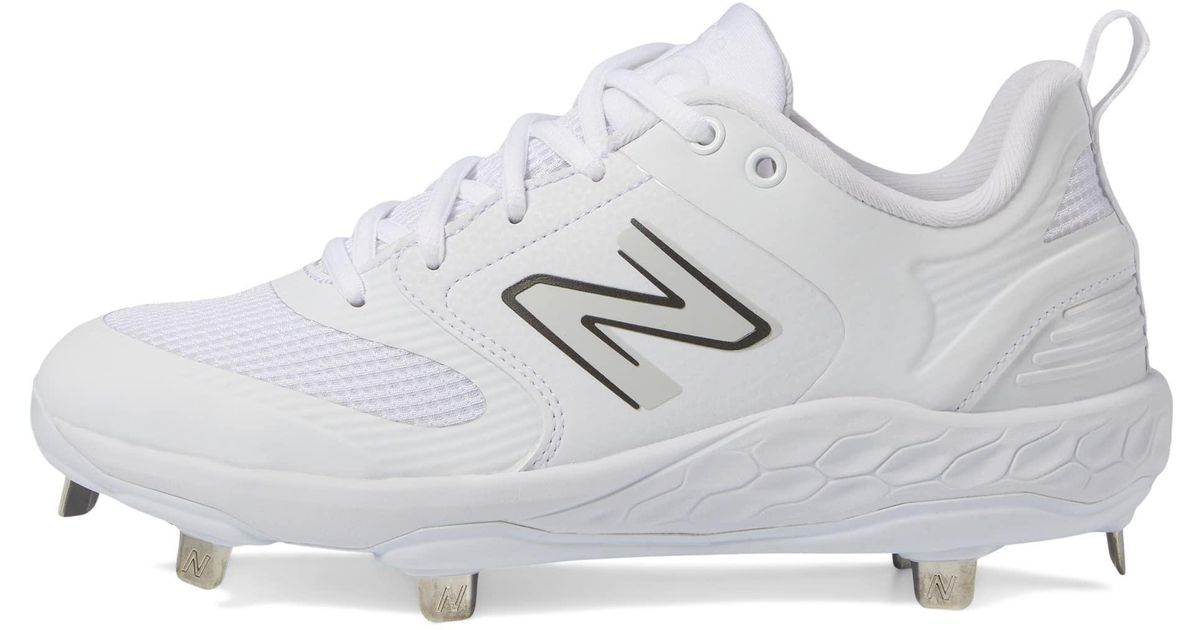 New Balance Fresh Foam Velo V3 Softball Shoe in White | Lyst