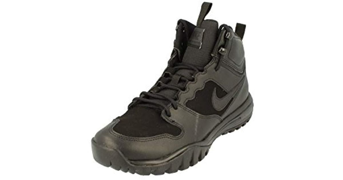 Nike Dual Fusion Hills Mid Leather Low Boots in Black for Men | Lyst UK