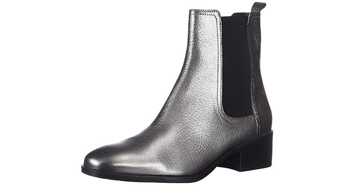 kenneth cole reaction women's salt chelsea pull on flat bootie ankle boot