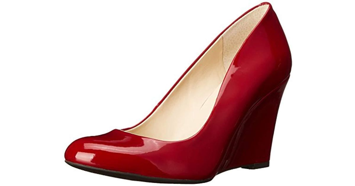 jessica simpson pearlla pump