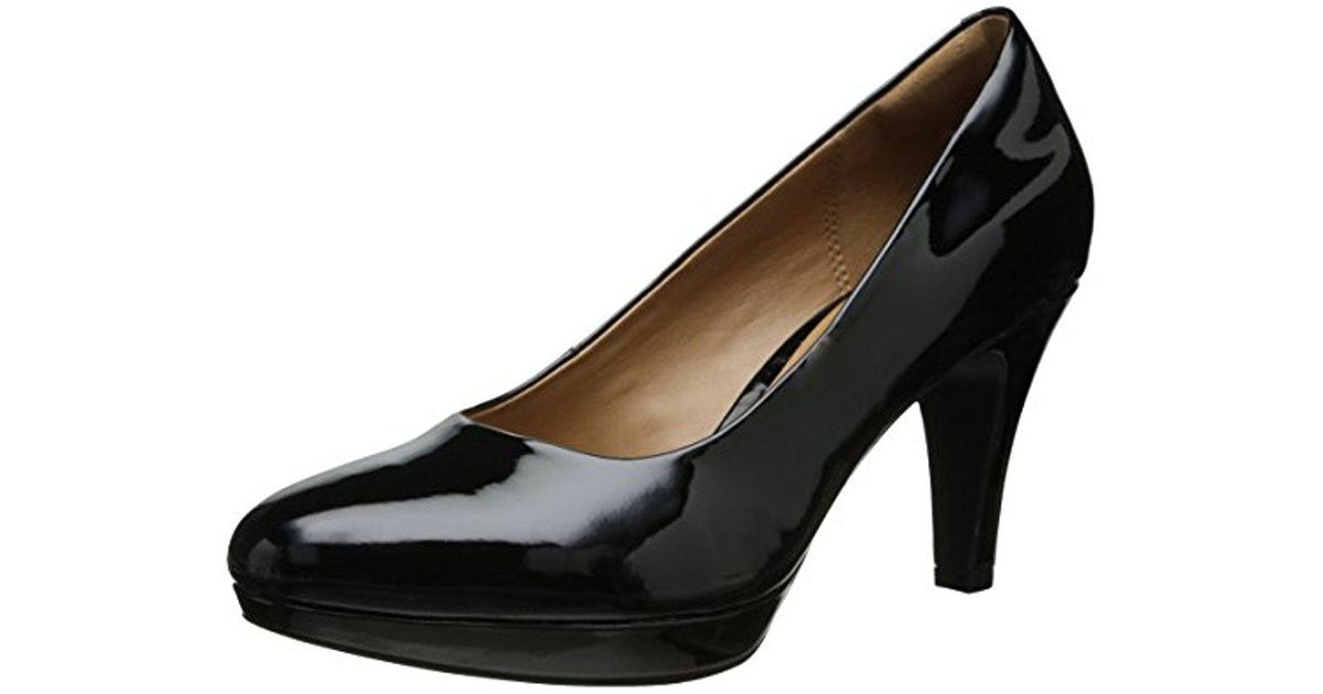 Clarks Leather Brier Dolly Dress Pump in Black Croc (Black