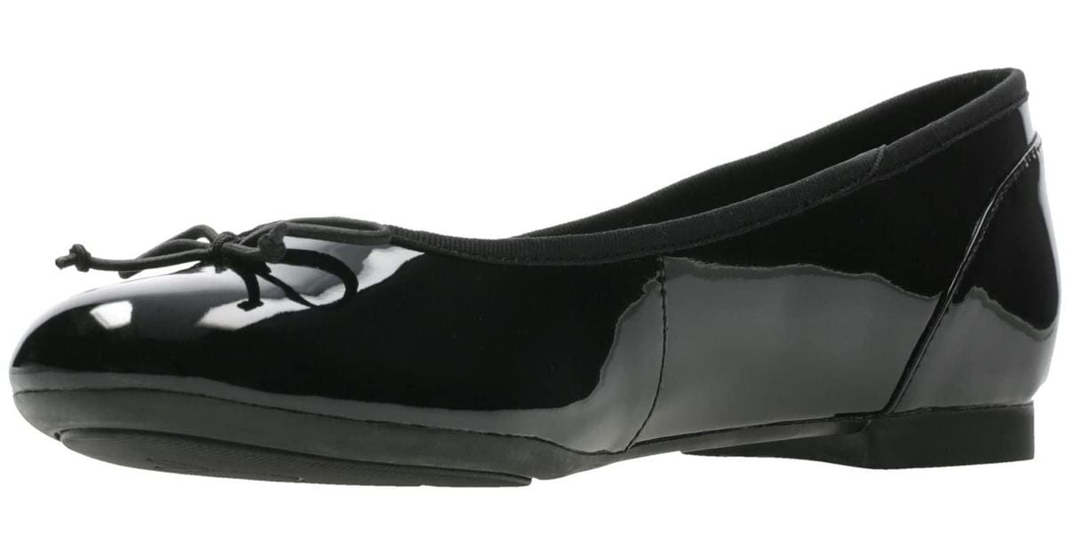 Clarks Synthetic Couture Bloom Ballet Flats in Black Black Patent (Black) | Lyst UK
