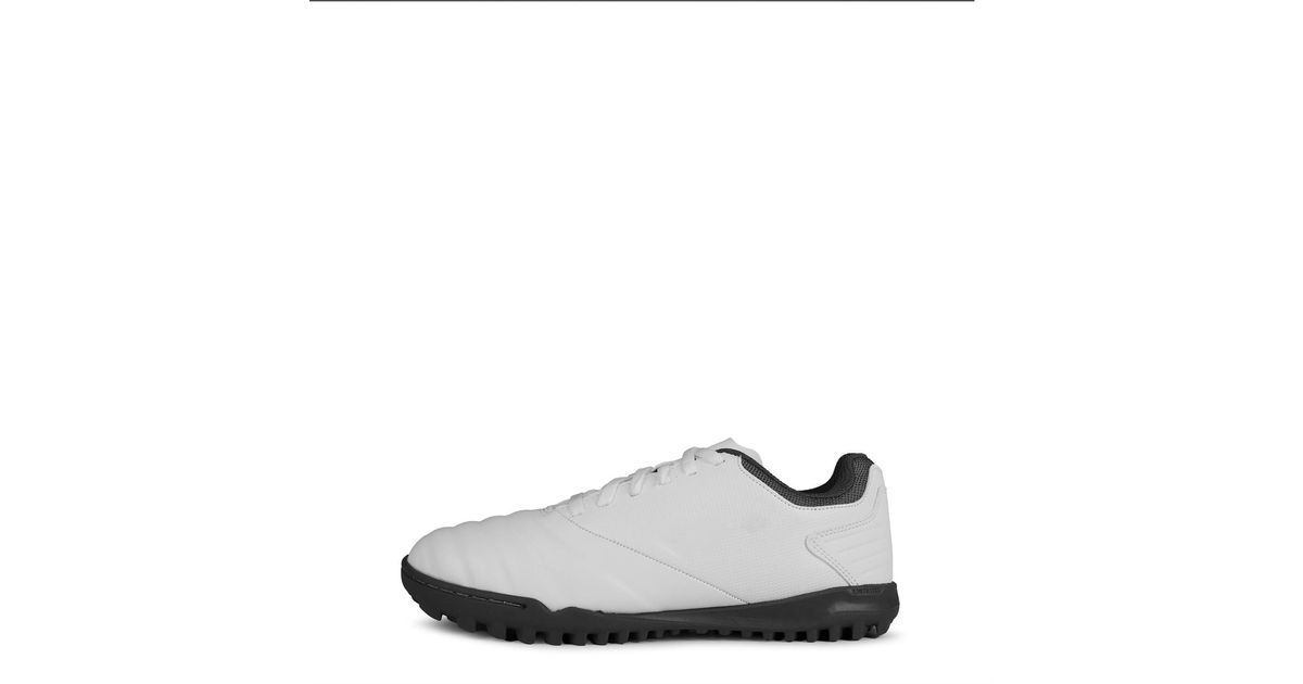 Umbro S Tocco Club Tf Astro Turf Football Boots White black urban