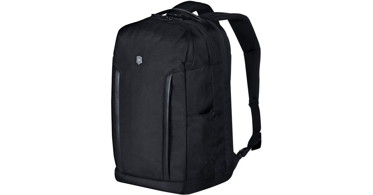 deluxe travel laptop backpack victorinox