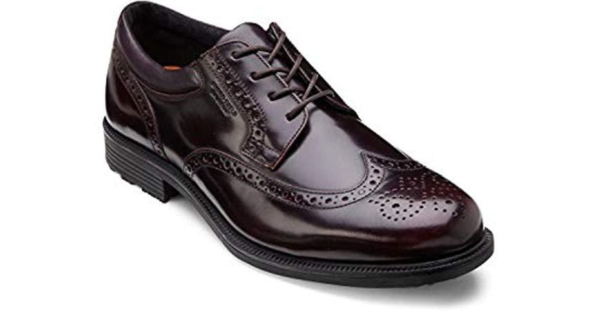Wingtip Oxford Shoe in Black for Men - Lyst