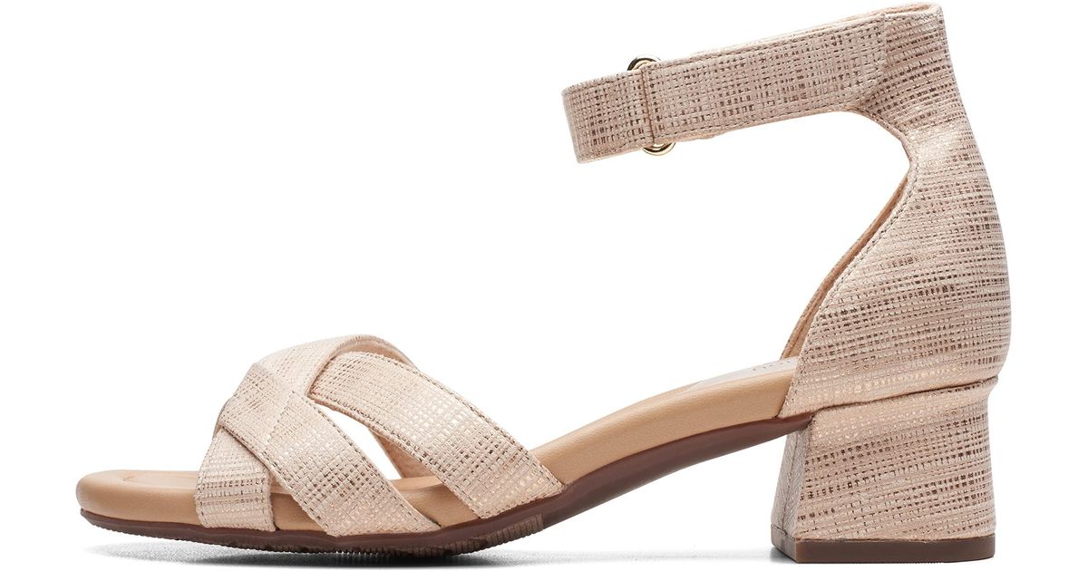 Clarks Desirae Lily Heeled Sandal in Pink Lyst